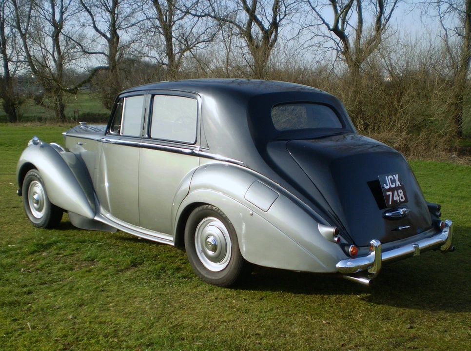 1955 Rolls-Royce Silver Dawn - Image 9 of 10