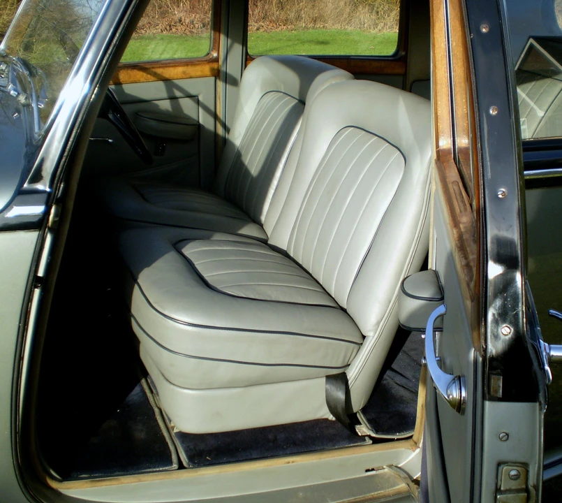 1955 Rolls-Royce Silver Dawn - Image 5 of 10