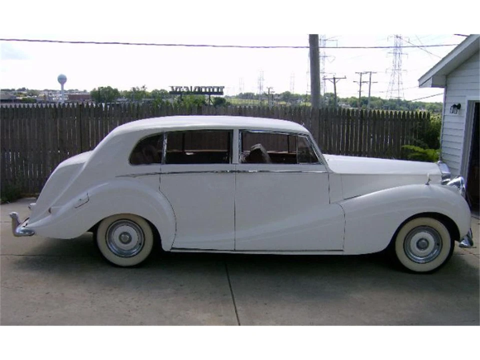 1955 Rolls-Royce Silver Wraith I - Image 3 of 12