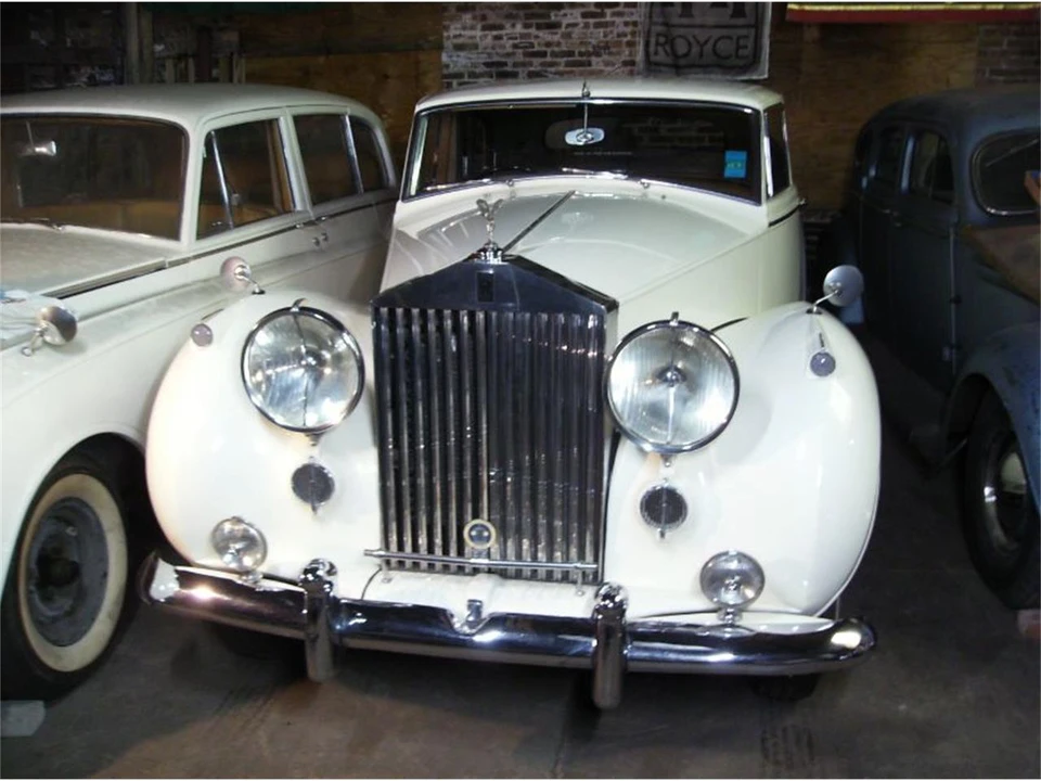 1955 Rolls-Royce Silver Wraith I - Image 10 of 12