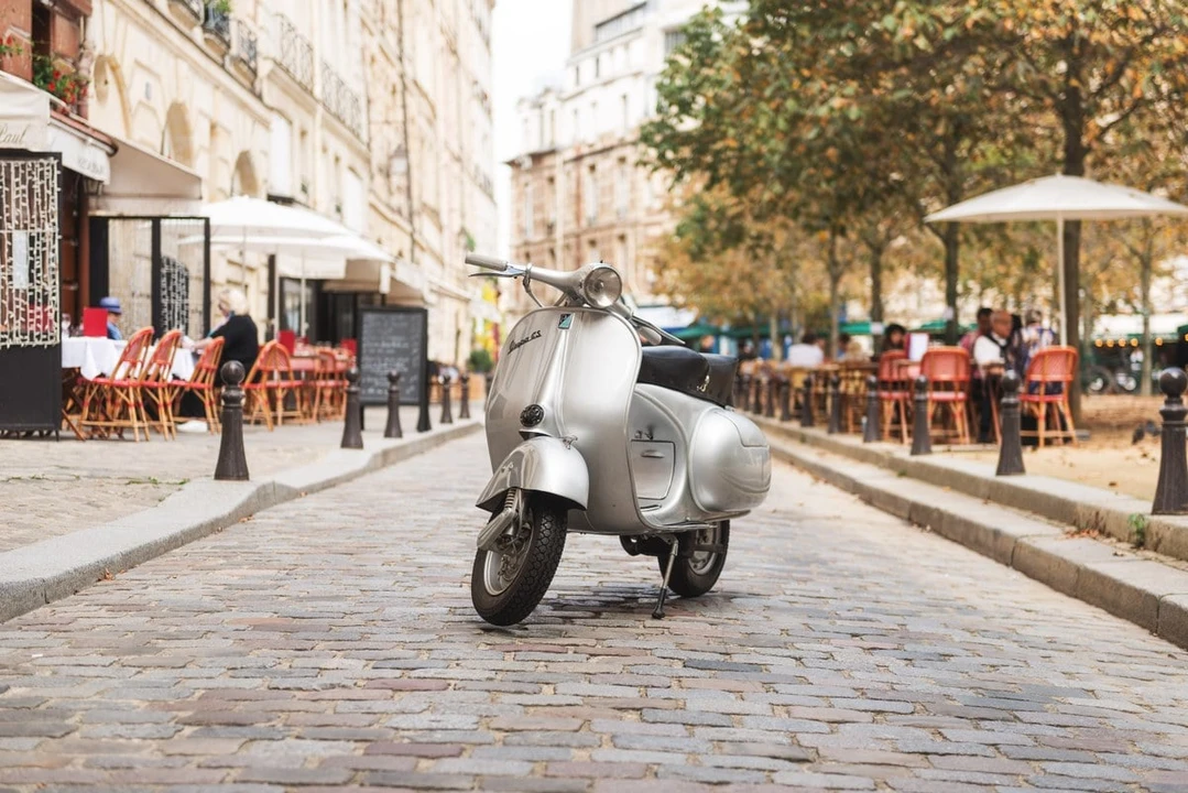 1955 Vespa GS & Rally - Image 2 of 30
