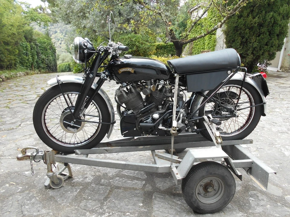 1955 Vincent Rapide - Image 2 of 13