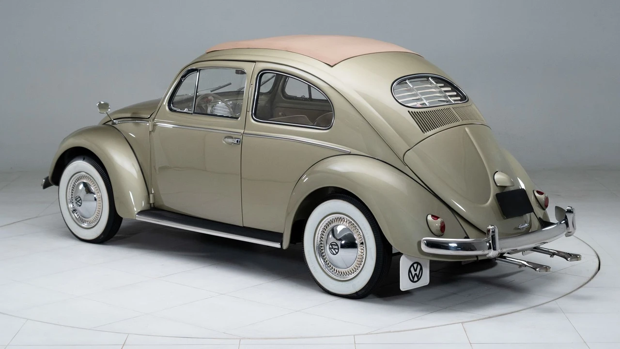 1955 Volkswagen Beetle (Oval Window) - Image 14 of 31