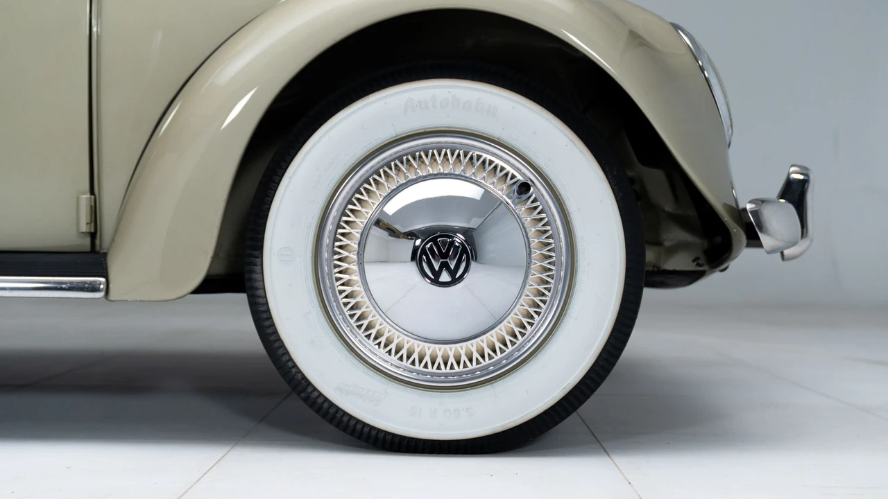 1955 Volkswagen Beetle (Oval Window) - Image 21 of 31