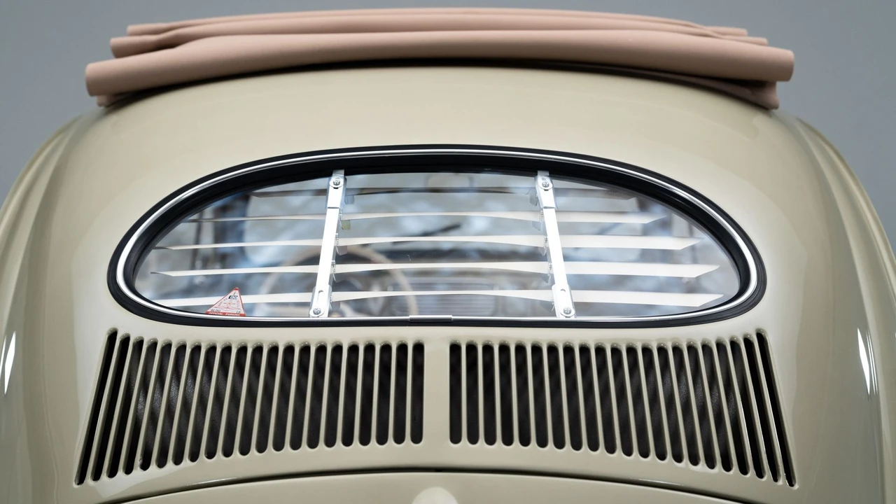 1955 Volkswagen Beetle (Oval Window) - Image 7 of 31
