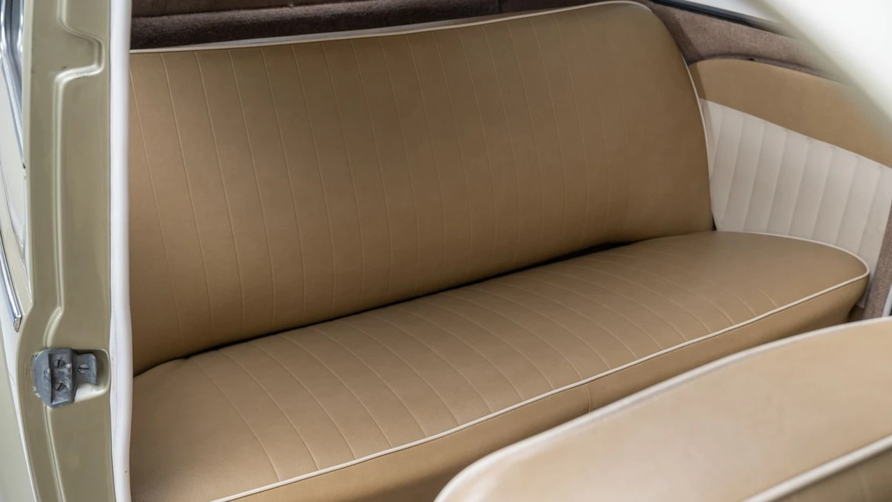 1955 Volkswagen Beetle (Oval Window) - Image 31 of 31