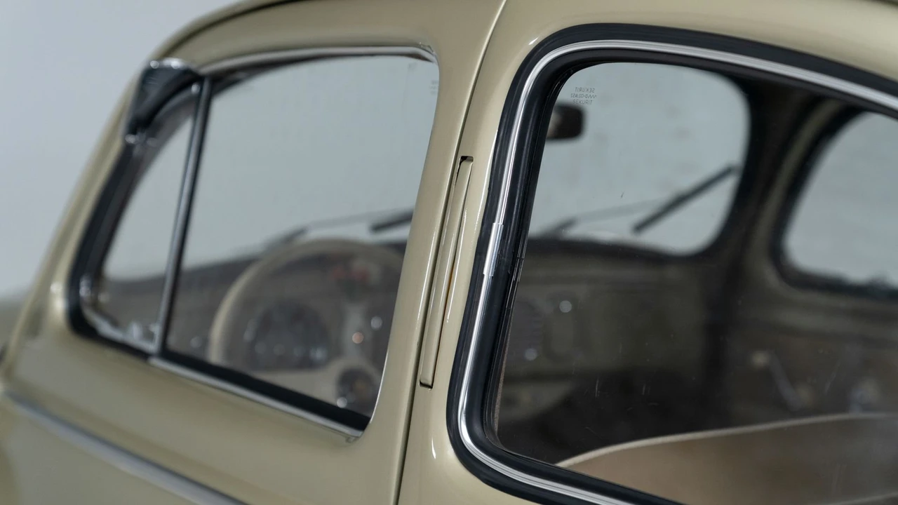 1955 Volkswagen Beetle (Oval Window) - Image 16 of 31