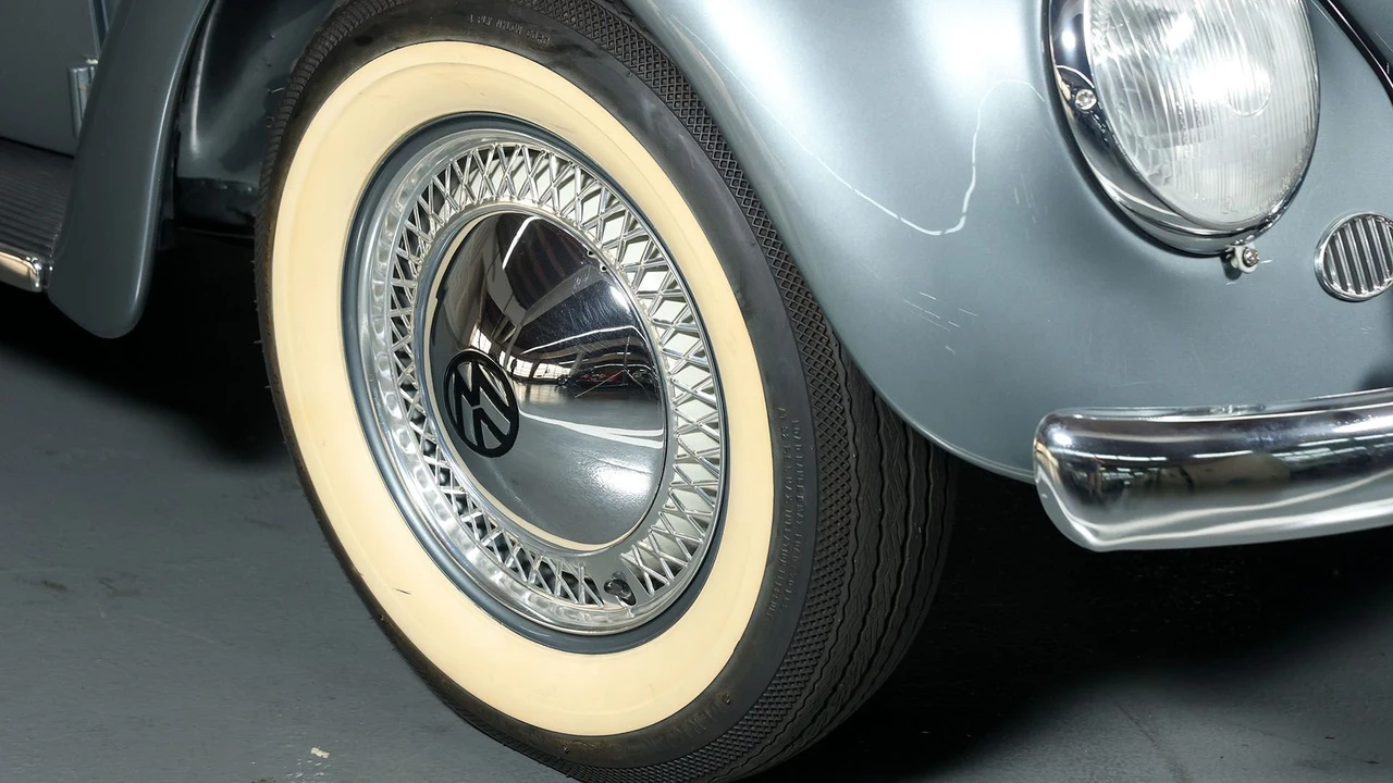 1955 Volkswagen Beetle (Oval Window) - Image 6 of 31