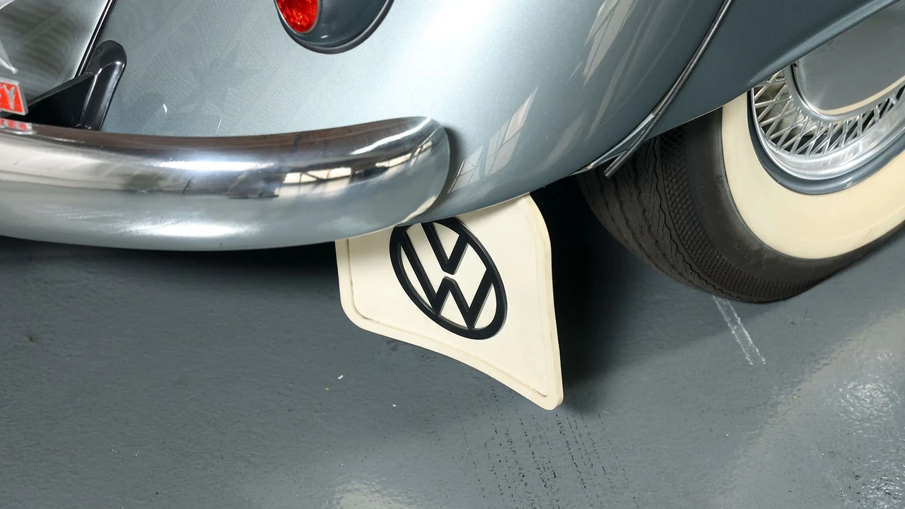 1955 Volkswagen Beetle (Oval Window) - Image 19 of 31