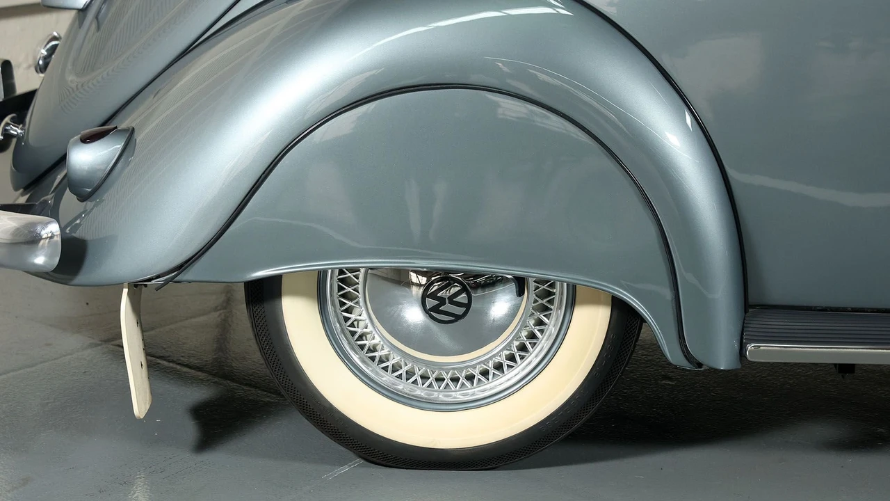 1955 Volkswagen Beetle (Oval Window) - Image 17 of 31