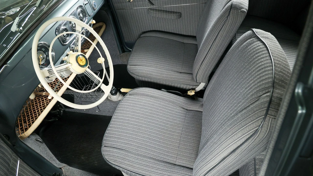 1955 Volkswagen Beetle (Oval Window) - Image 24 of 31