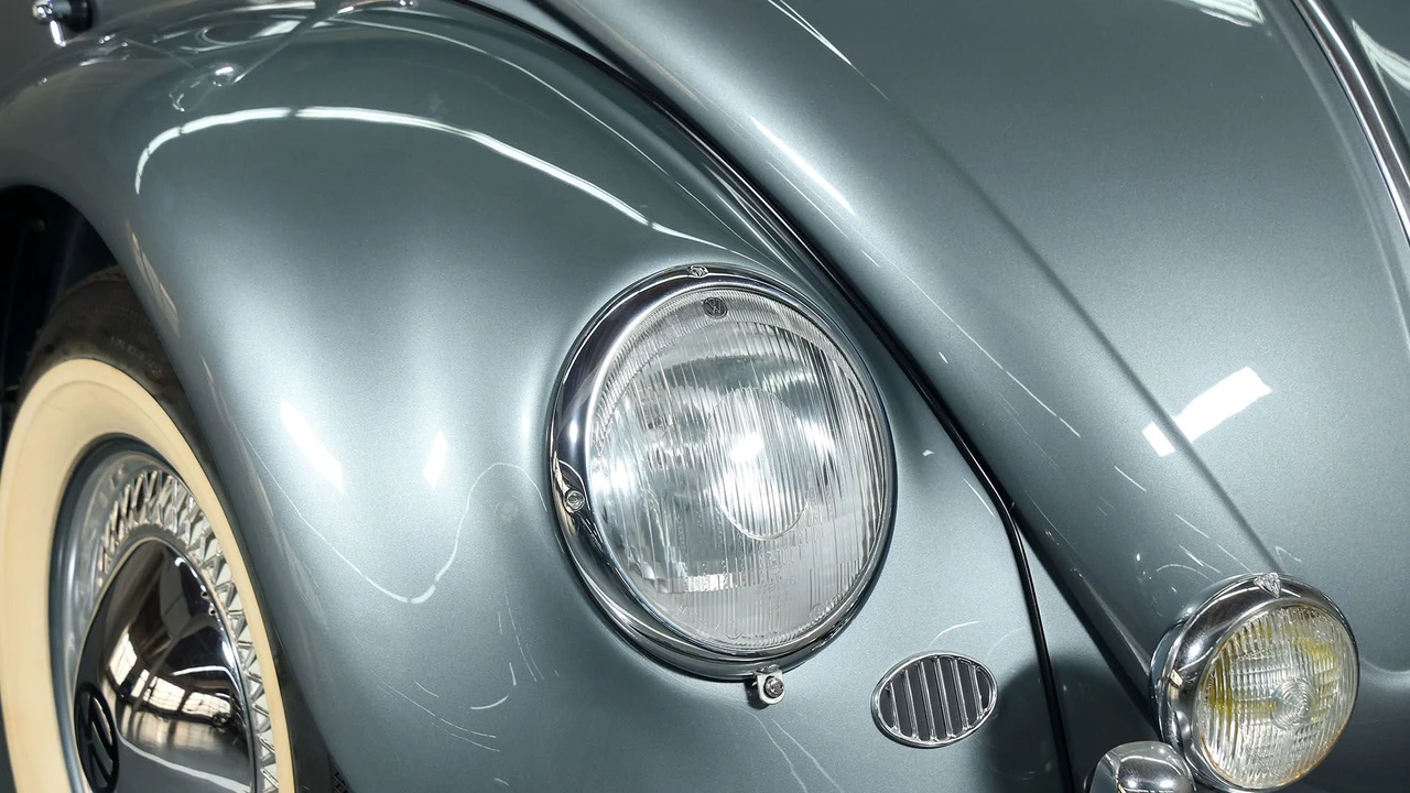 1955 Volkswagen Beetle (Oval Window) - Image 8 of 31