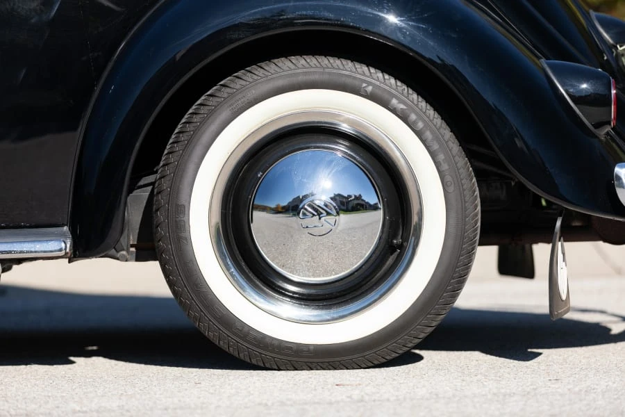 1955 Volkswagen Beetle (Oval Window) - Image 10 of 31