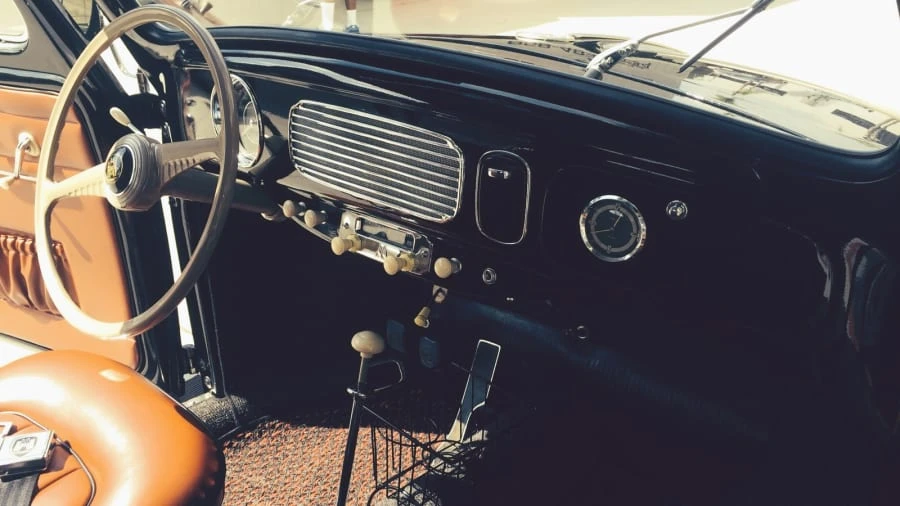 1955 Volkswagen Beetle (Oval Window) - Image 3 of 8