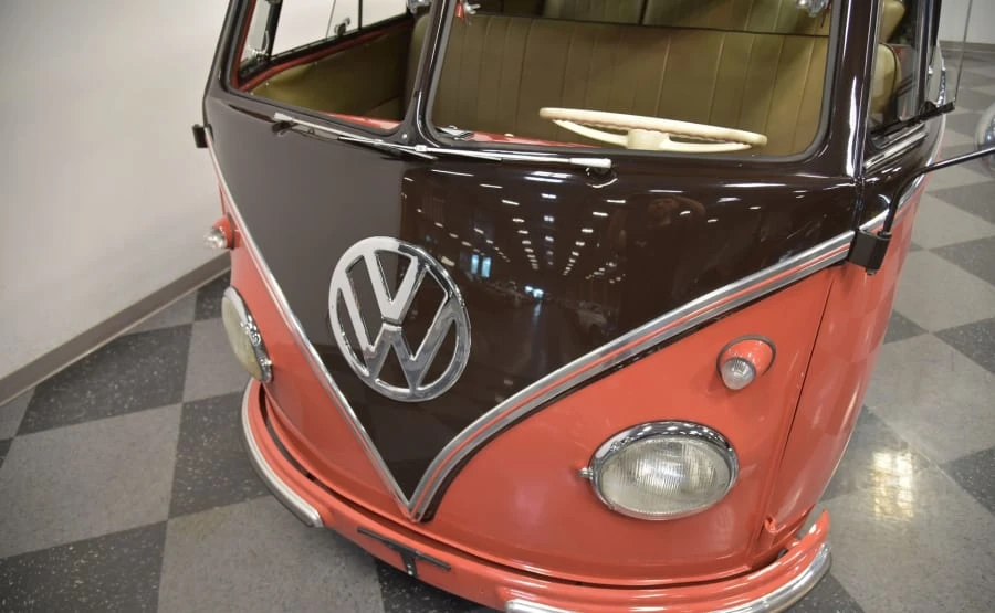 1955 Volkswagen Split-Window Bus - Image 7 of 17