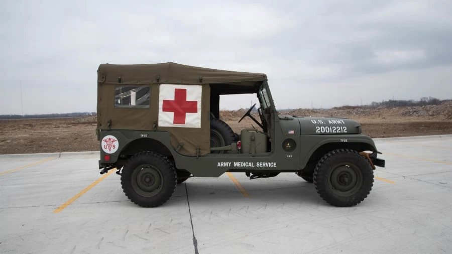 1955 Willys M38 & M38A1 - Image 4 of 17