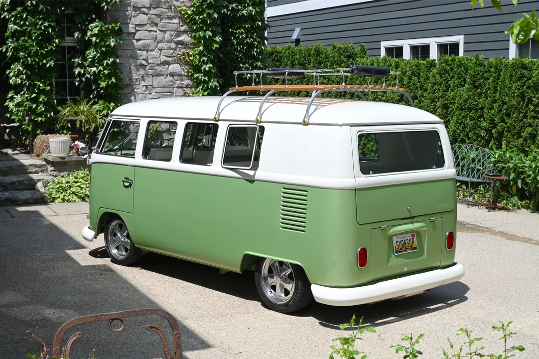 1965 Volkswagen Split-Window Bus - Image 7 of 31