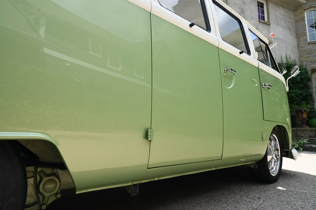 1965 Volkswagen Split-Window Bus - Image 30 of 31