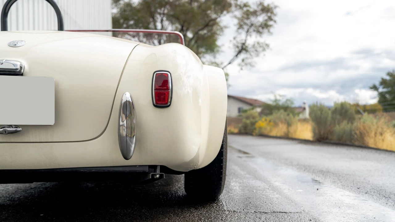 1956 AC Ace & Aceca - Image 27 of 31