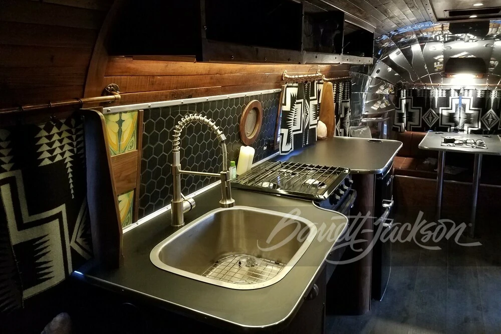 1956 Airstream - Image 2 of 21