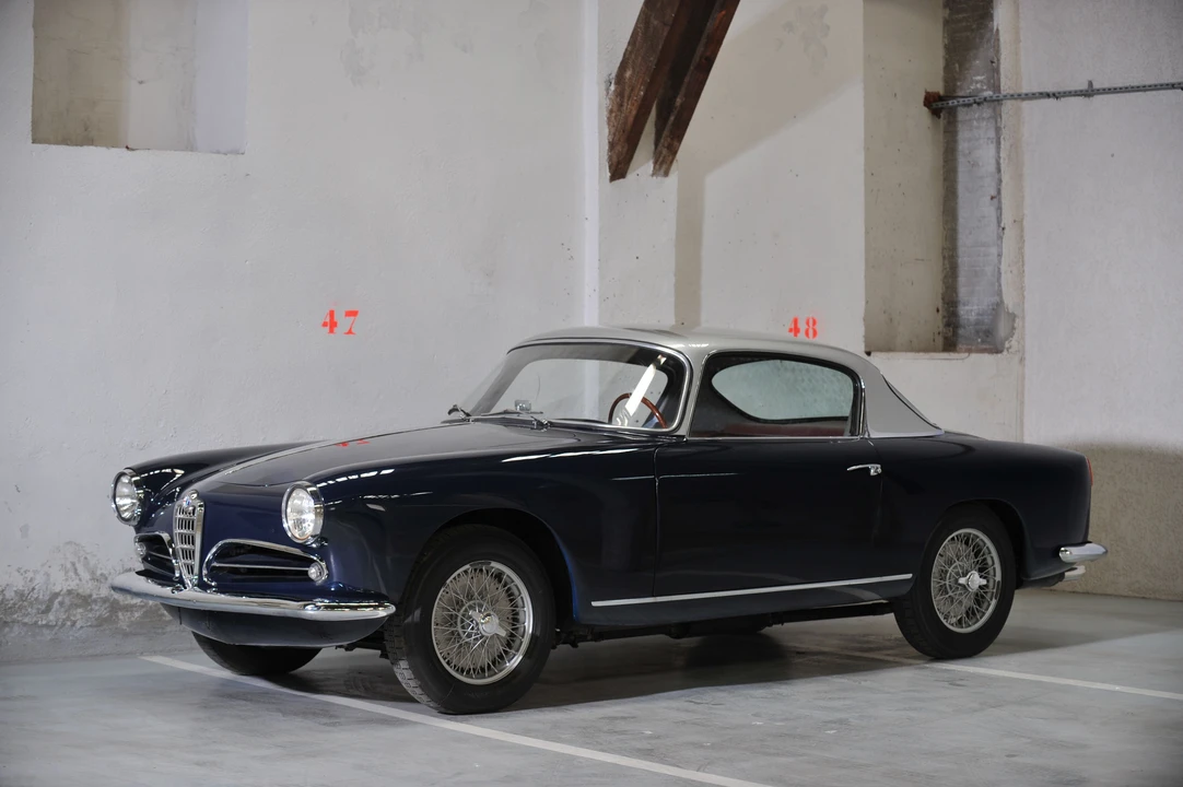 1956 Alfa Romeo 1900 - Image 4 of 11