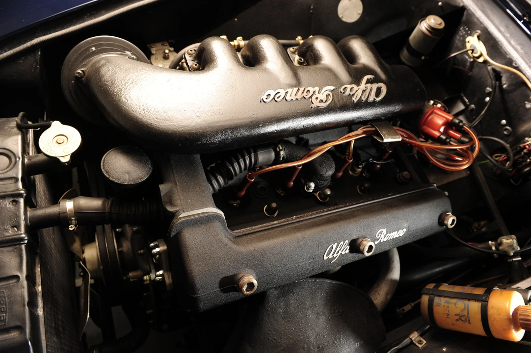 1956 Alfa Romeo 1900 - Image 3 of 11