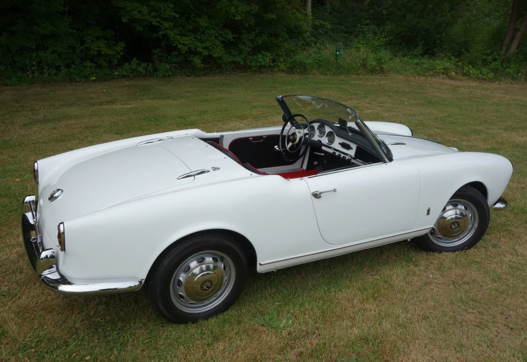 1956 Alfa Romeo Giulietta - Image 7 of 31