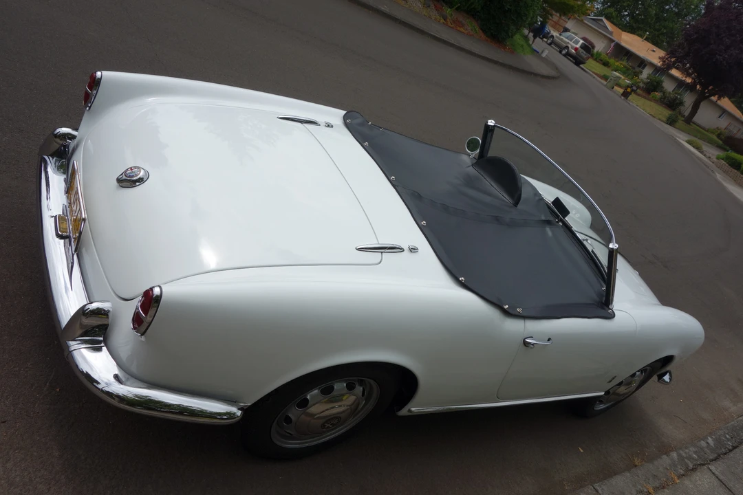 1956 Alfa Romeo Giulietta - Image 17 of 31