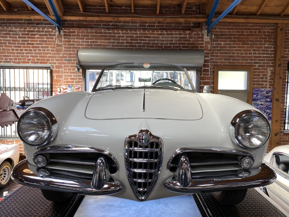 1956 Alfa Romeo Giulietta - Image 30 of 31