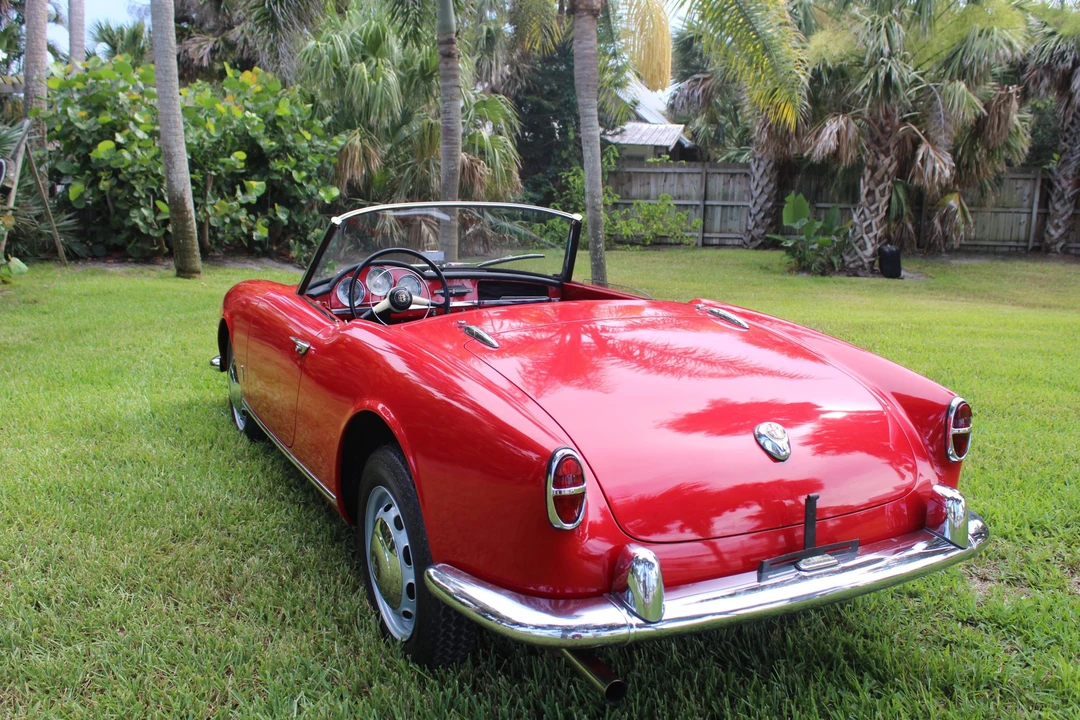 1956 Alfa Romeo Giulietta - Image 14 of 31