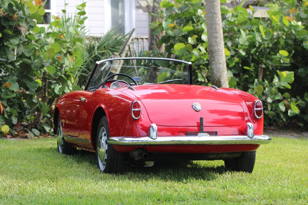 1956 Alfa Romeo Giulietta - Image 15 of 31