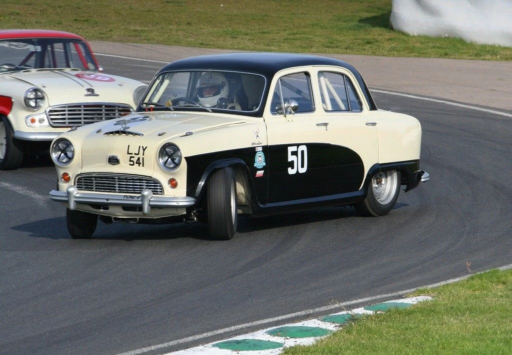1956 Austin A55 & A60 Cambridge - Image 9 of 22