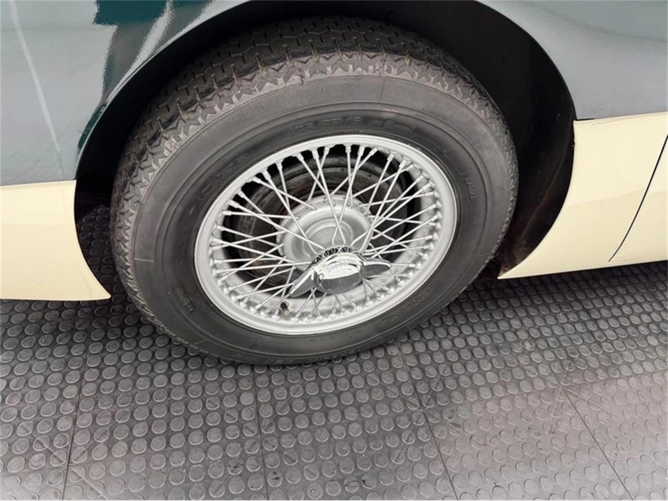 1956 Austin-Healey 100 - Image 22 of 31