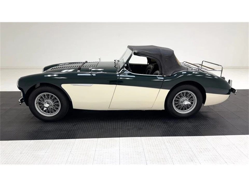 1956 Austin-Healey 100 - Image 3 of 31