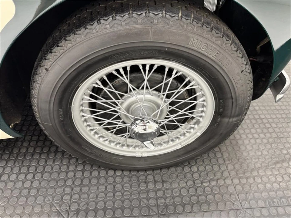 1956 Austin-Healey 100 - Image 24 of 31