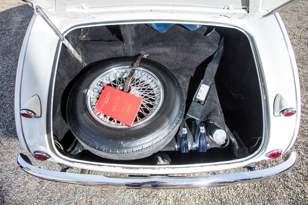 1956 Austin-Healey 100 - Image 8 of 31