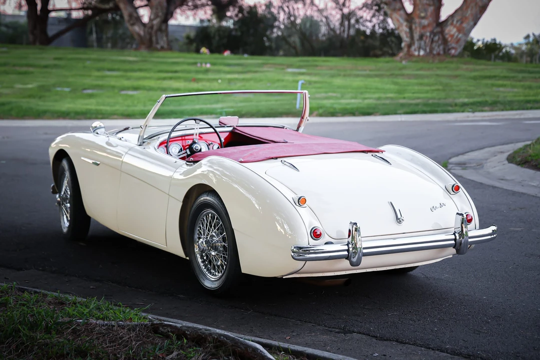 1956 Austin-Healey 100 - Image 12 of 31