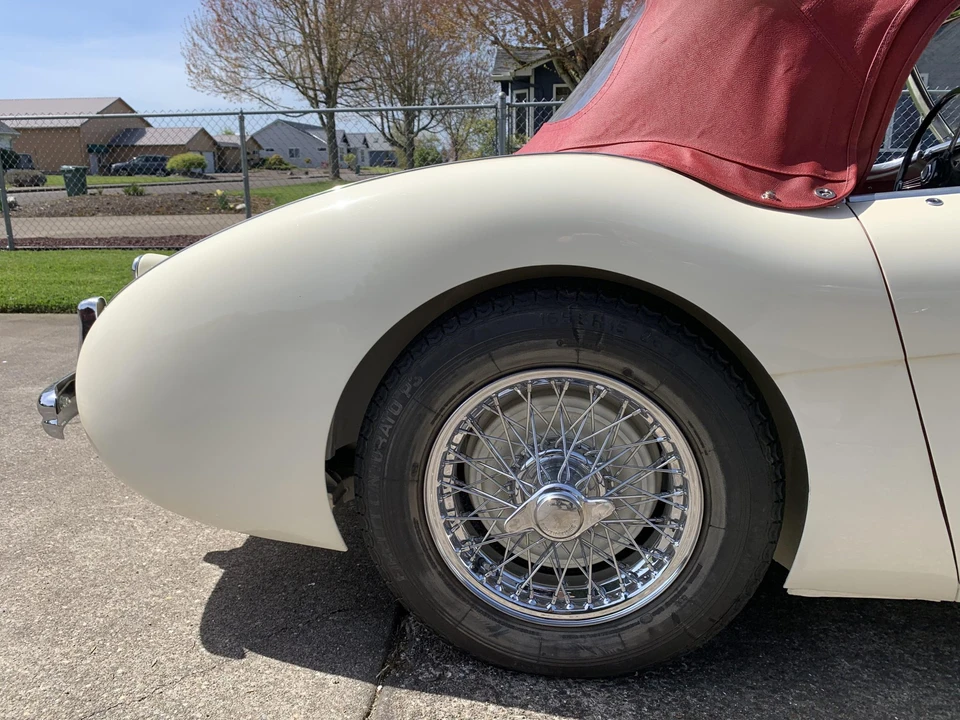1956 Austin-Healey 100 - Image 21 of 31