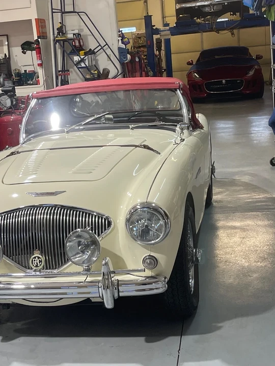 1956 Austin-Healey 100 - Image 3 of 21