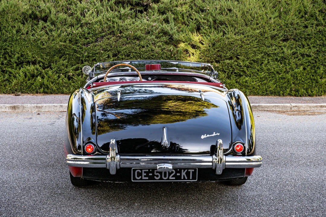 1956 Austin-Healey 100 - Image 8 of 31