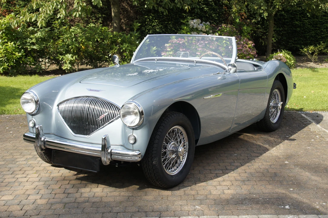 1956 Austin-Healey 100 - Image 2 of 8