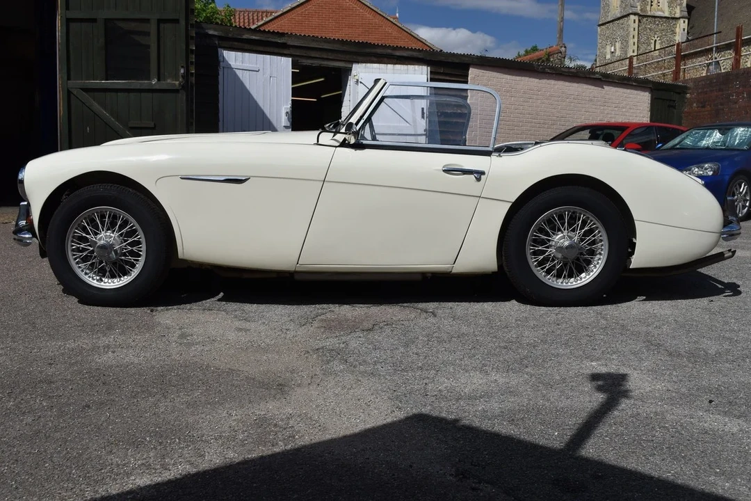 1956 Austin-Healey 100-6 - Image 8 of 31