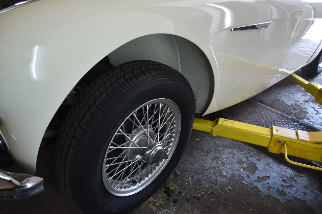 1956 Austin-Healey 100-6 - Image 16 of 31