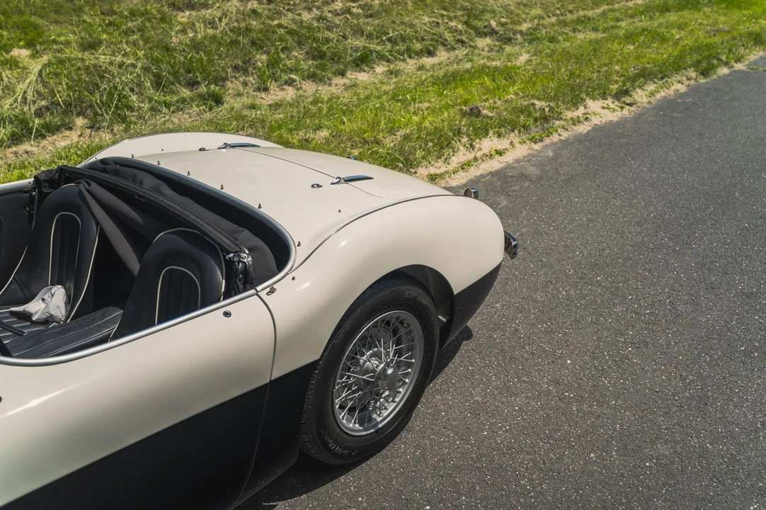 1956 Austin-Healey 100 - Image 27 of 31