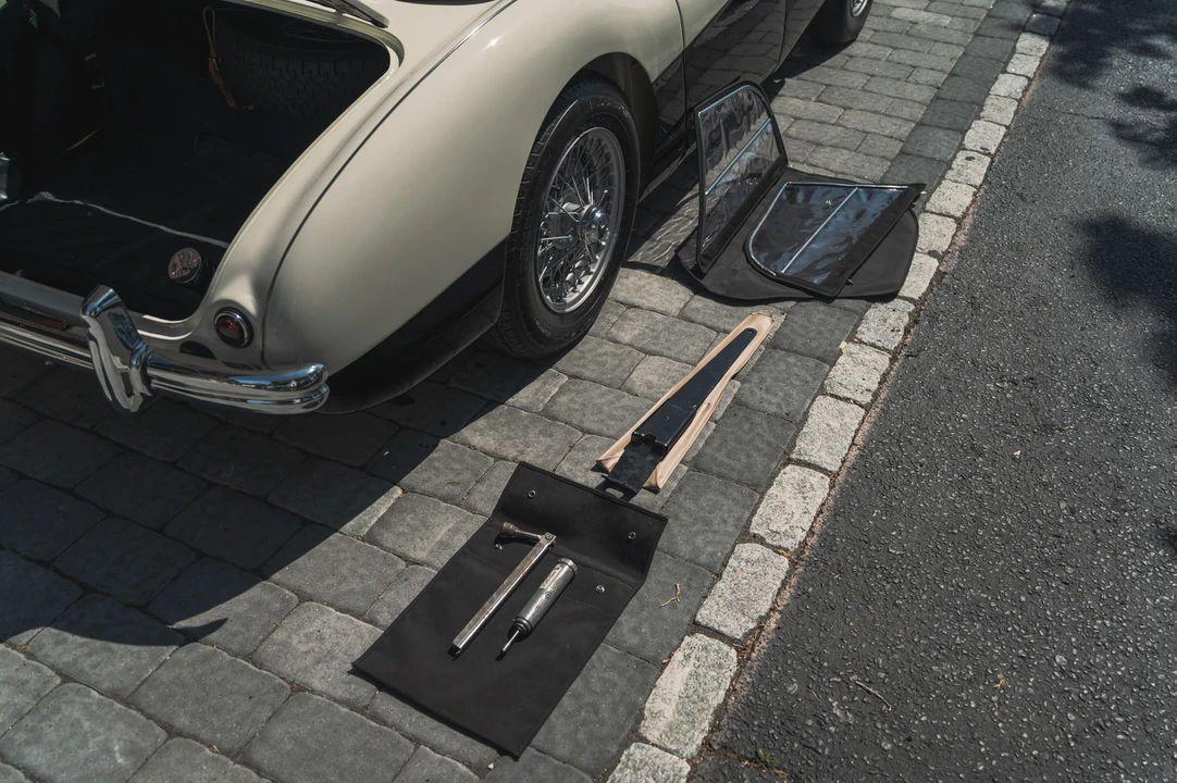 1956 Austin-Healey 100 - Image 15 of 31