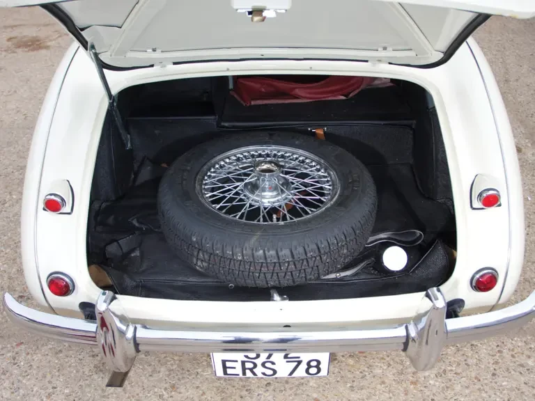 1956 Austin-Healey 100 - Image 18 of 28