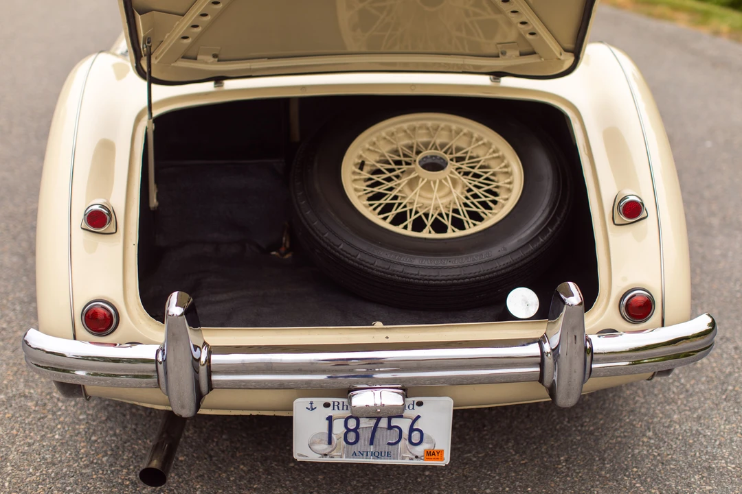 1956 Austin-Healey 100 - Image 6 of 31