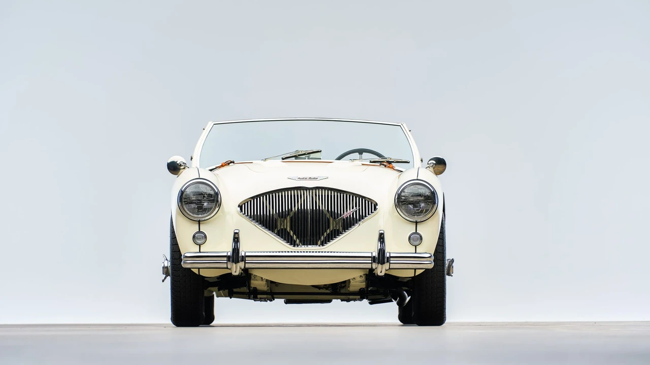 1956 Austin-Healey 100 - Image 18 of 31