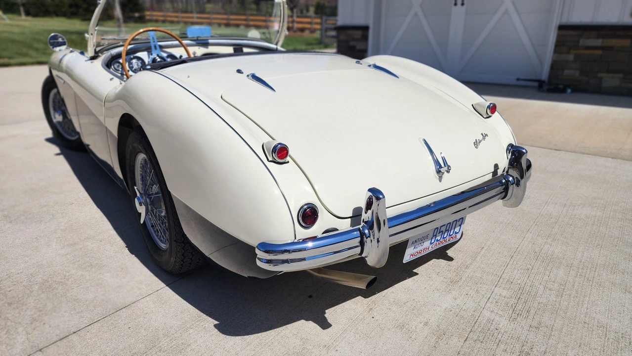 1956 Austin-Healey 100 - Image 8 of 31