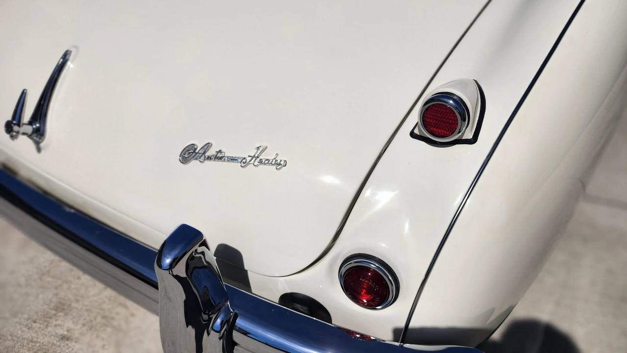 1956 Austin-Healey 100 - Image 23 of 31
